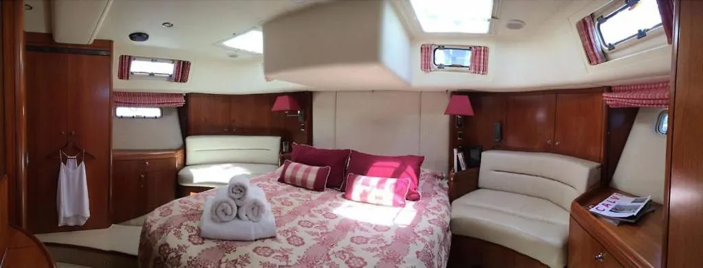 Ботель Отель Barco De Lujo En Palma Испания